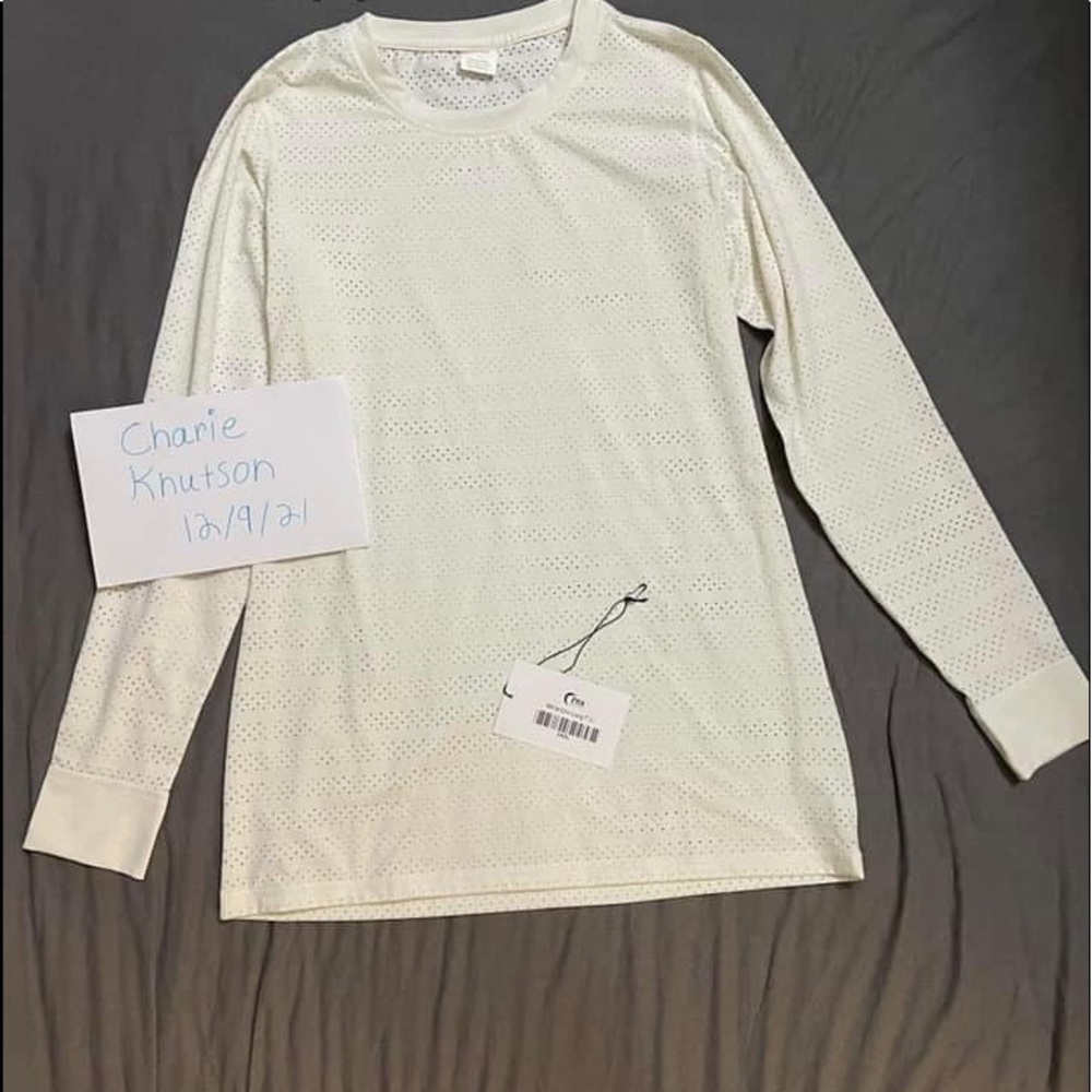 Zyia large white chill long t